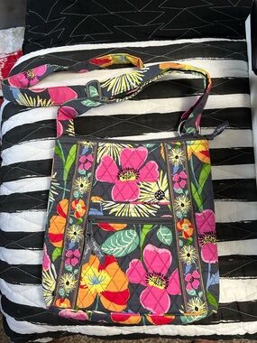 Vera Bradley jazzy bloom Crossbody Bag